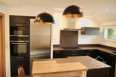 Maison - 184 m² - 5 pièces