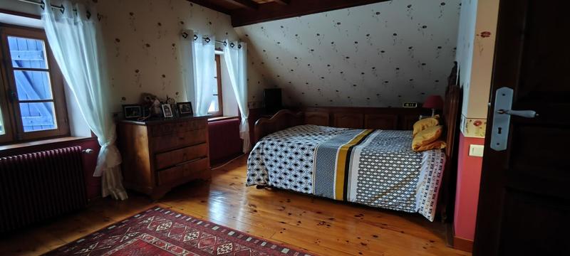 Maison - 246 m² - 7 pièces