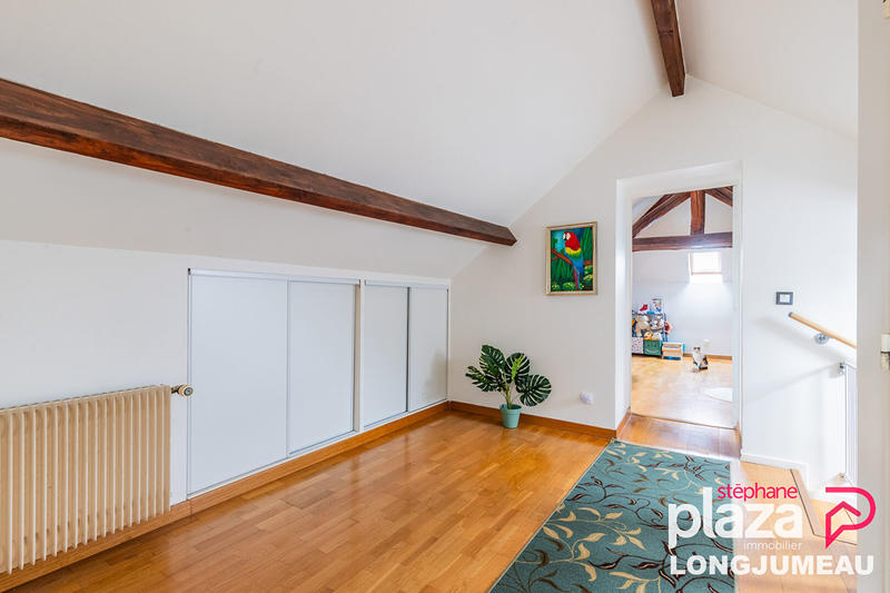 Maison - 142 m² - 5 pièces