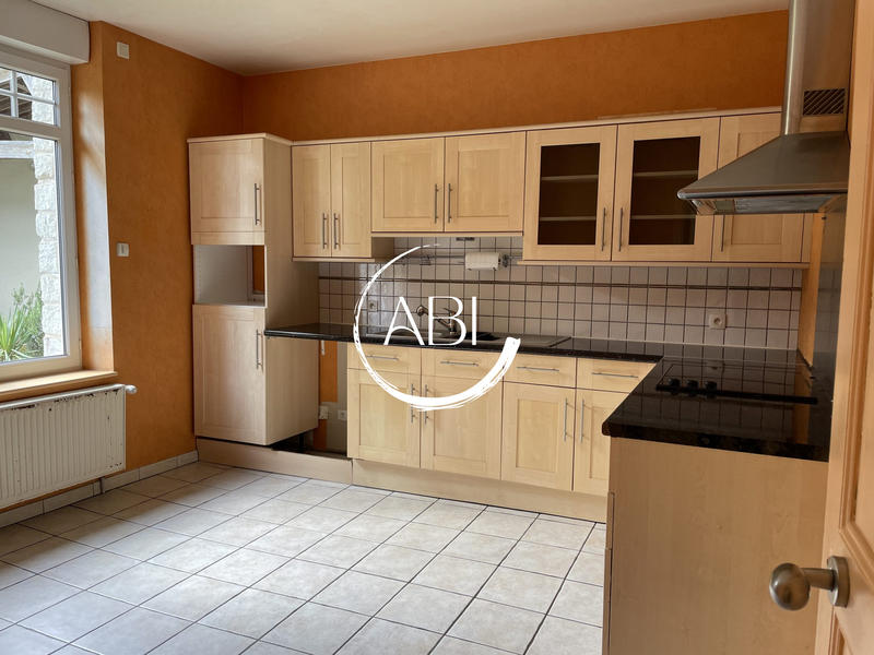 Maison ancienne - 150 m² - 4 pièces