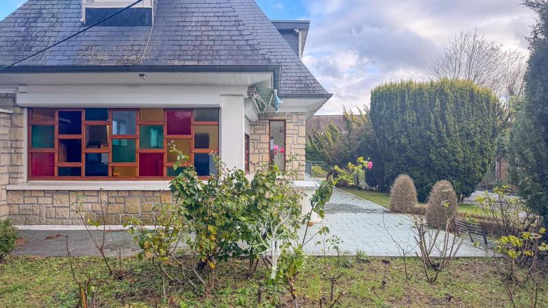 Maison - 145 m² - 4 pièces