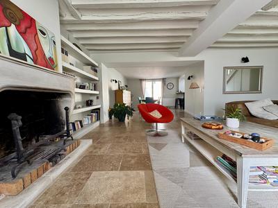 Maison - 189 m² - 6 pièces