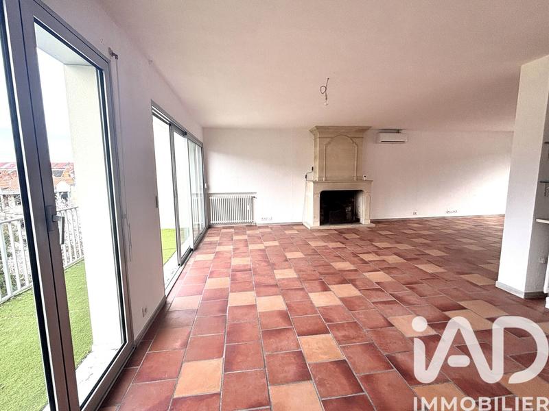 Appartement - 120 m² - 3 pièces