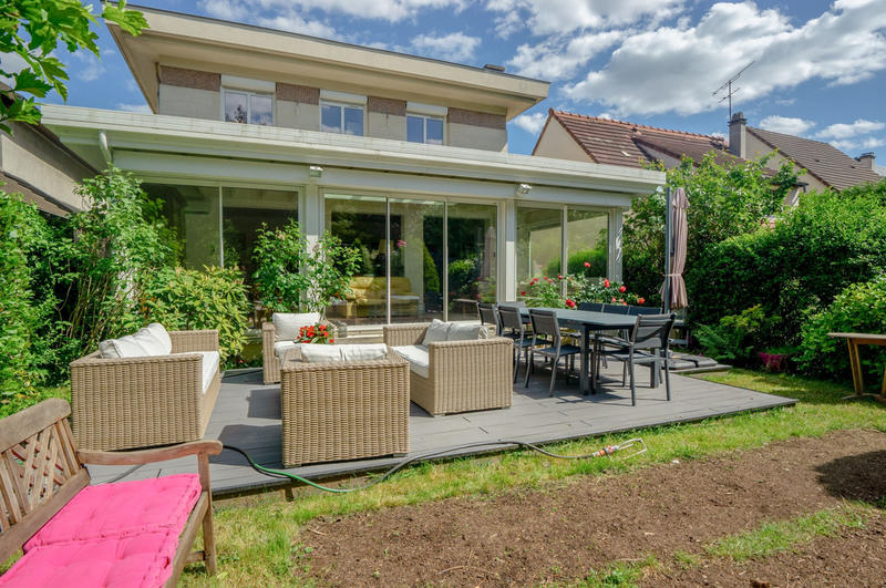 Maison - 178 m² - 7 pièces