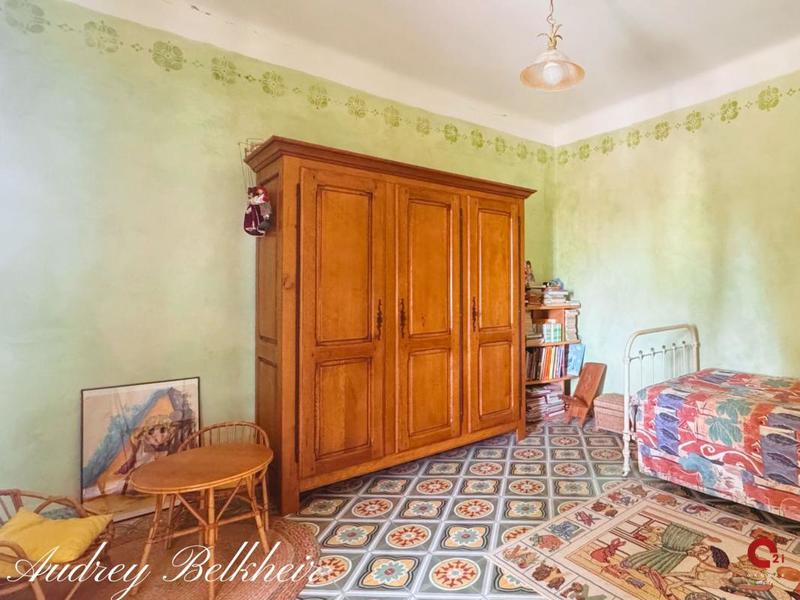 Maison en pierre - 260 m² - 7 pièces