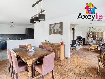 Maison - 143 m² - 6 pièces