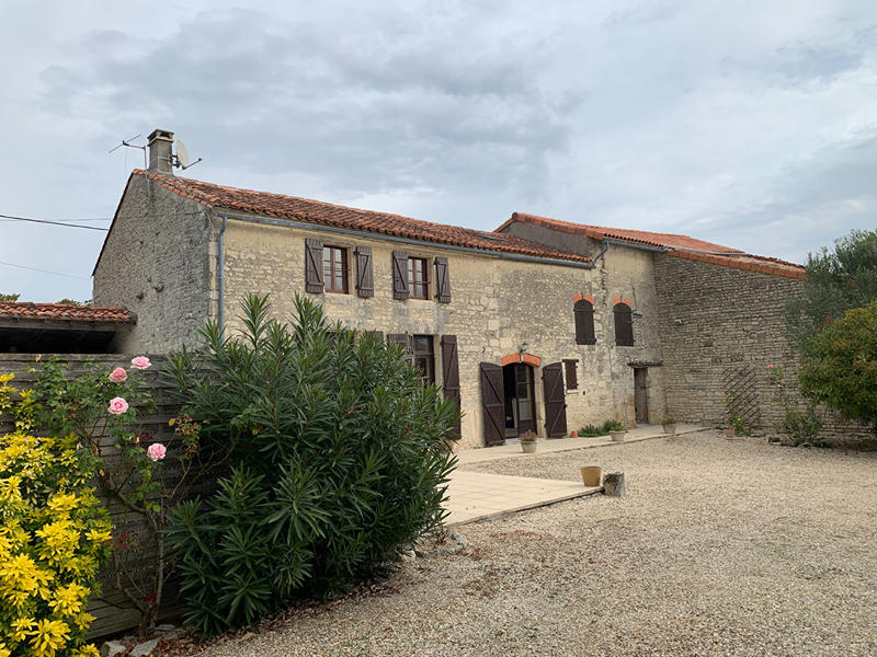 Maison - 150 m² - 5 pièces