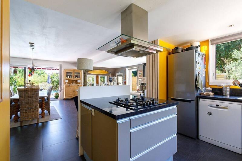 Maison - 193 m² - 6 pièces