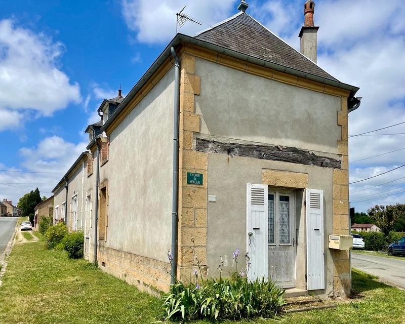 Maison - 250 m² - 8 pièces