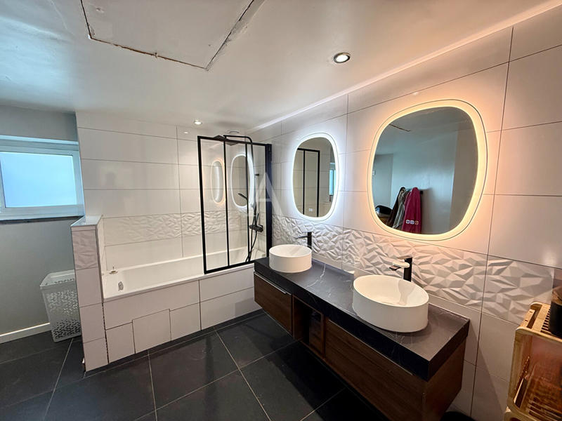 Maison - 149 m² - 4 pièces