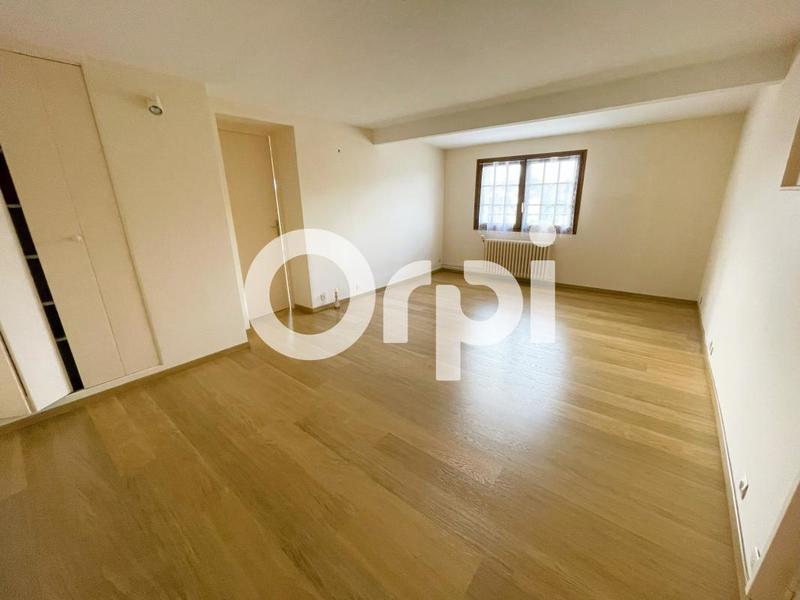 Maison - 162 m² - 6 pièces