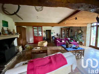 Maison - 180 m² - 8 pièces