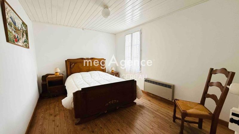 Maison traditionnelle - 163 m² - 8 pièces