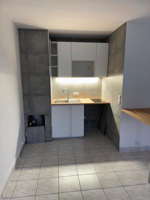 Studio - 27 m² - 1 pièce