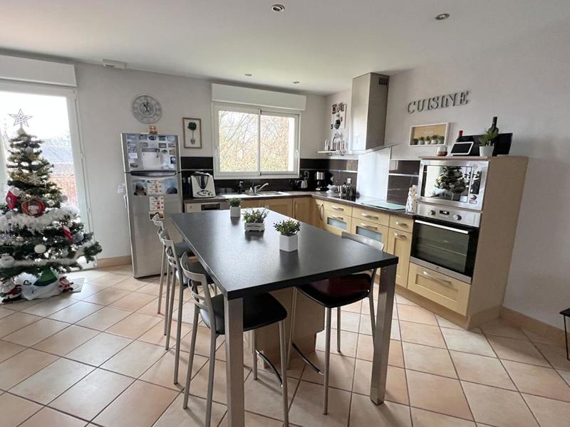 Maison - 142 m² - 5 pièces