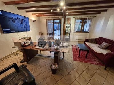 Entrepôt - 1 400 m²