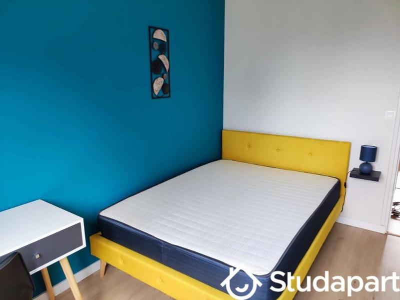 Chambre - 10 m² - 1 pièce