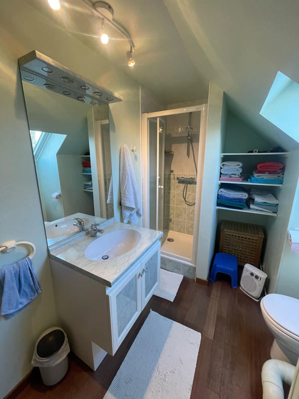 Maison - 92 m² - 6 pièces