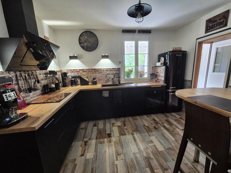 Maison - 138 m² - 6 pièces