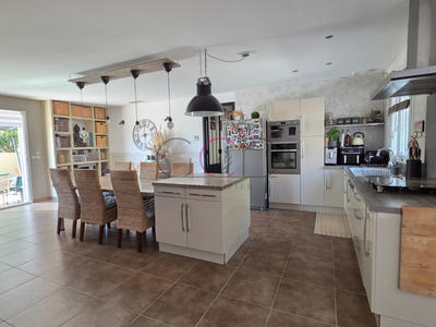 Villa - 125 m² - 5 pièces