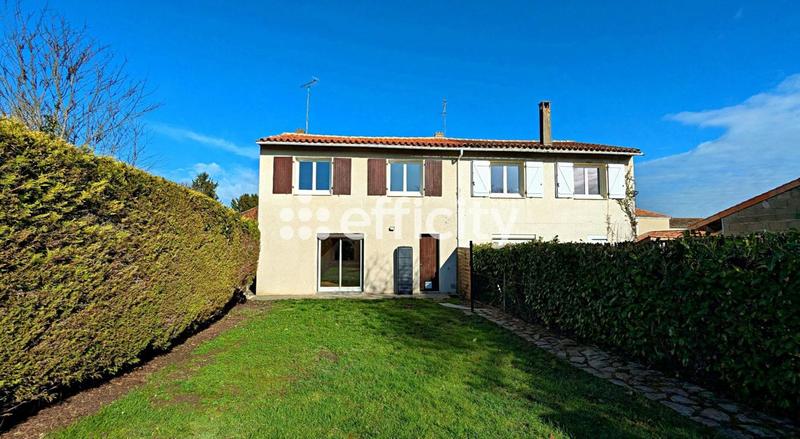 Maison - 90 m² - 4 pièces