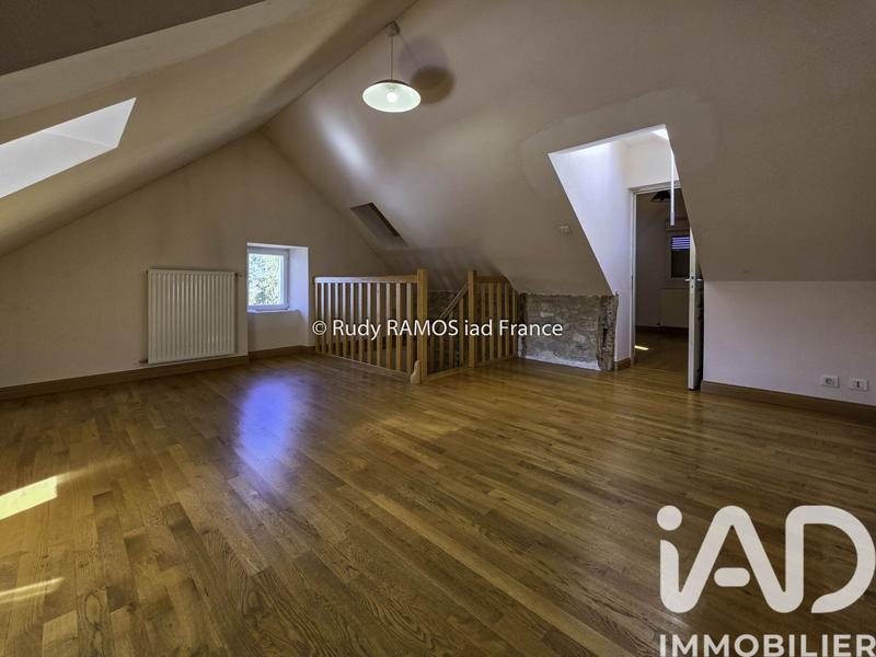 Maison - 200 m² - 6 pièces
