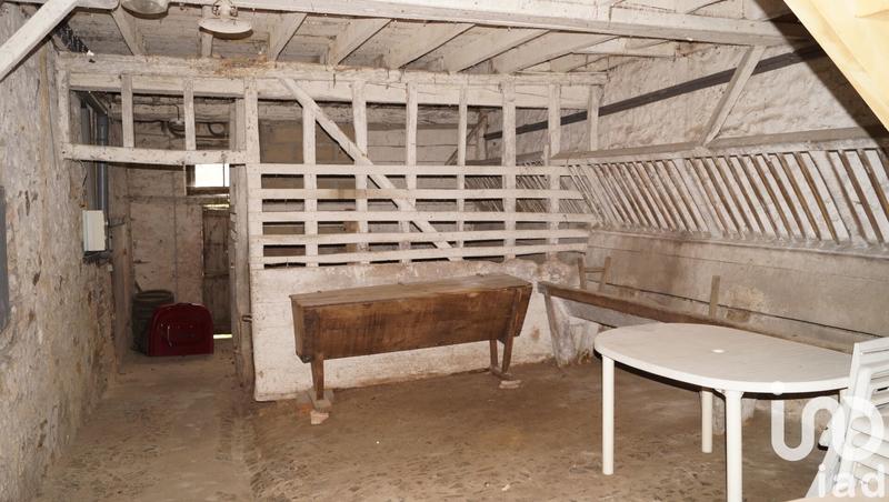 Maison - 236 m² - 8 pièces