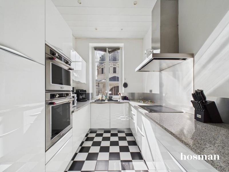 Appartement - 158 m² - 5 pièces