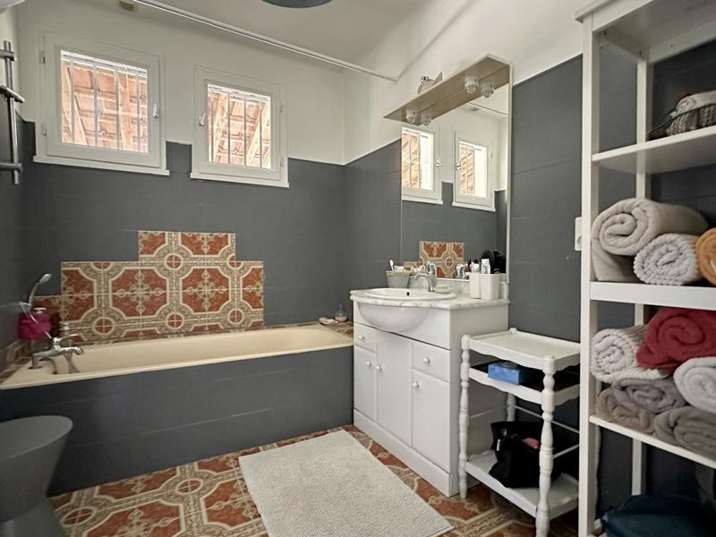 Maison - 188 m² - 6 pièces