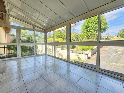 Maison - 184 m² - 8 pièces