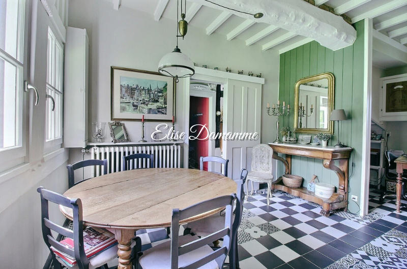 Maison - 190 m² - 5 pièces