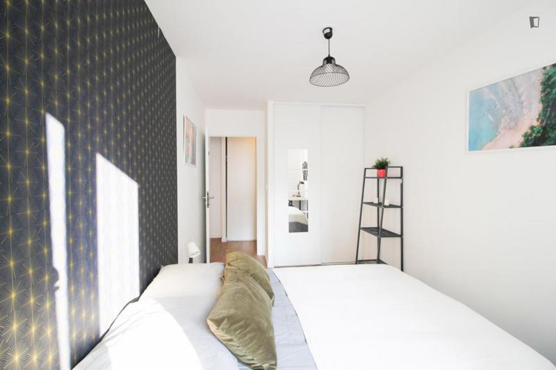 Chambre - 14 m² - 4 pièces