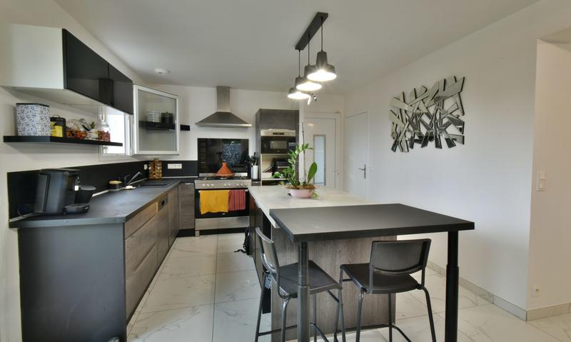 Maison - 135 m² - 6 pièces