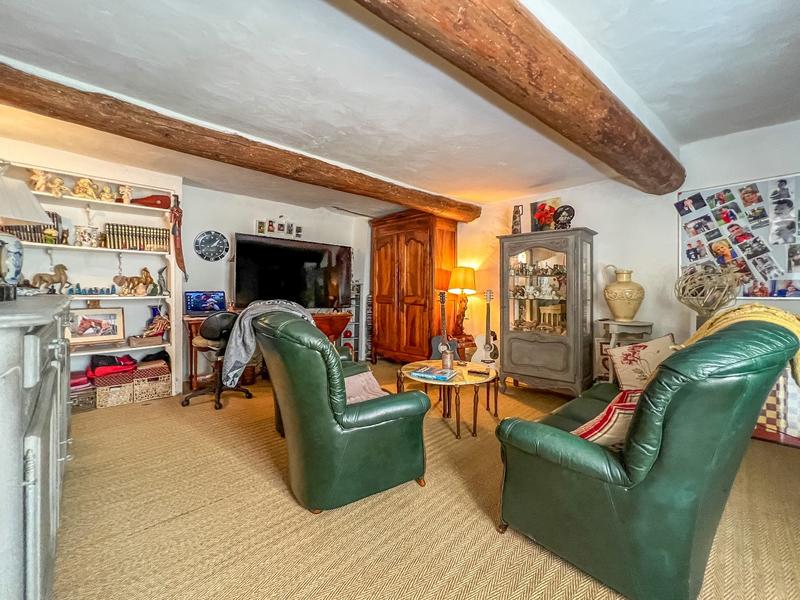 Maison de village - 135 m² - 7 pièces