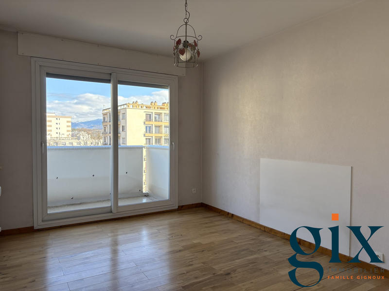 Appartement - 76 m² - 3 pièces