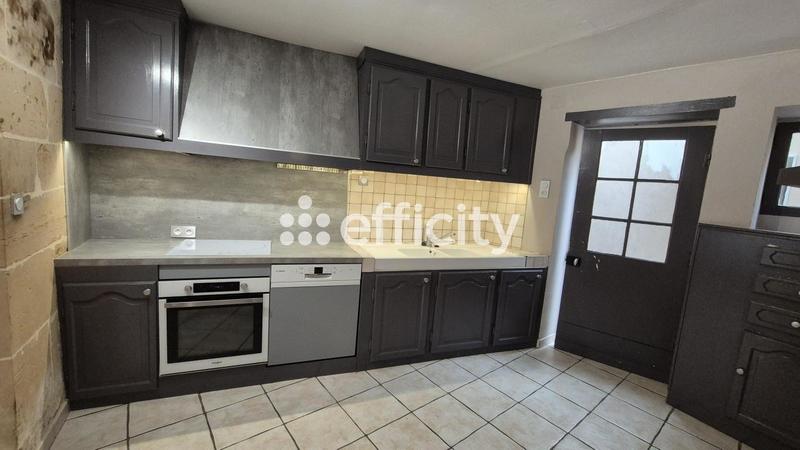 Maison - 230 m² - 10 pièces