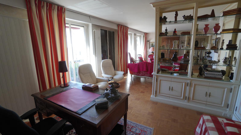 Appartement - 136 m² - 7 pièces