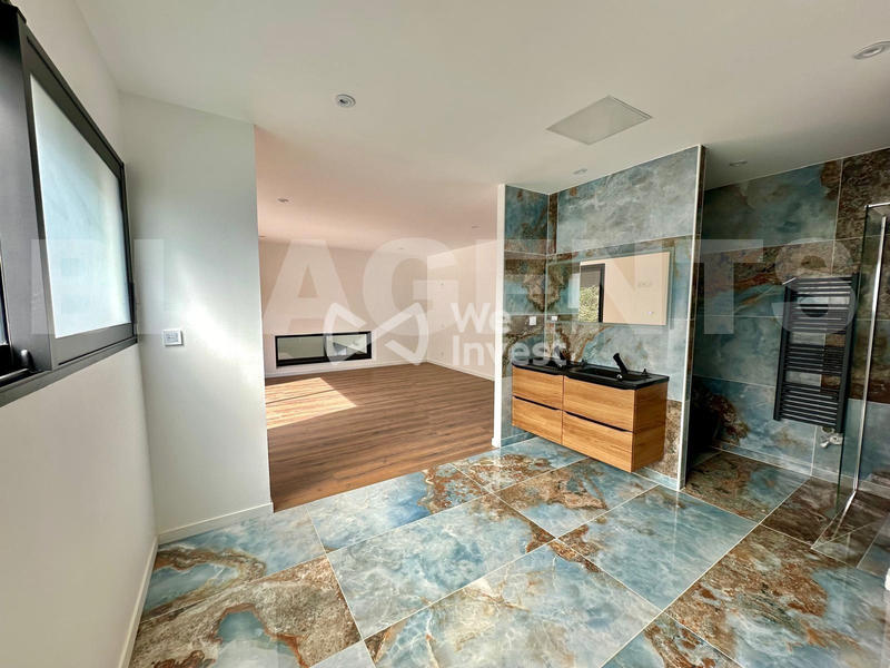 Maison - 150 m² - 5 pièces