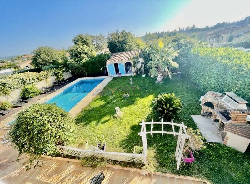 Villa - 270 m² - 7 pièces