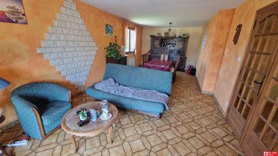 Maison traditionnelle - 142 m² - 7 pièces