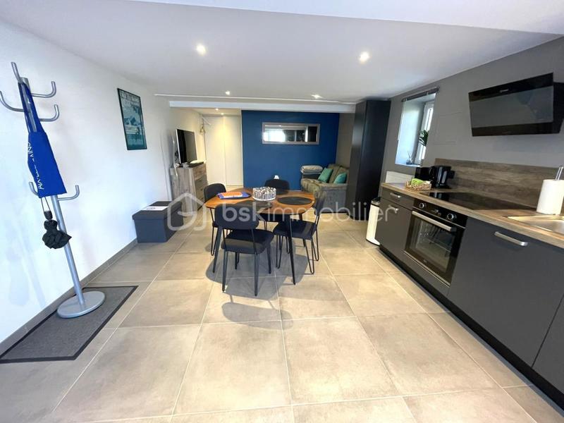 Maison - 147 m² - 6 pièces