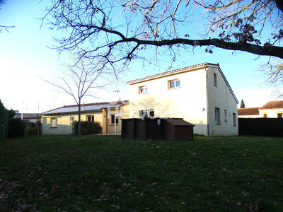 Maison - 154 m² - 8 pièces