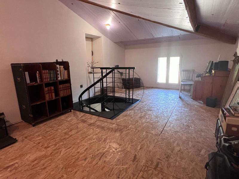 Maison en pierre - 90 m² - 4 pièces