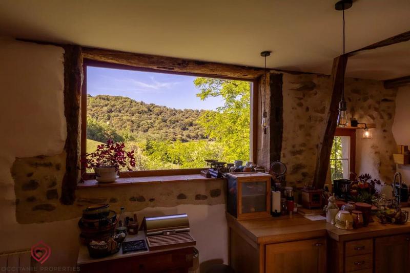 Propriété - 362 m² - 20 pièces