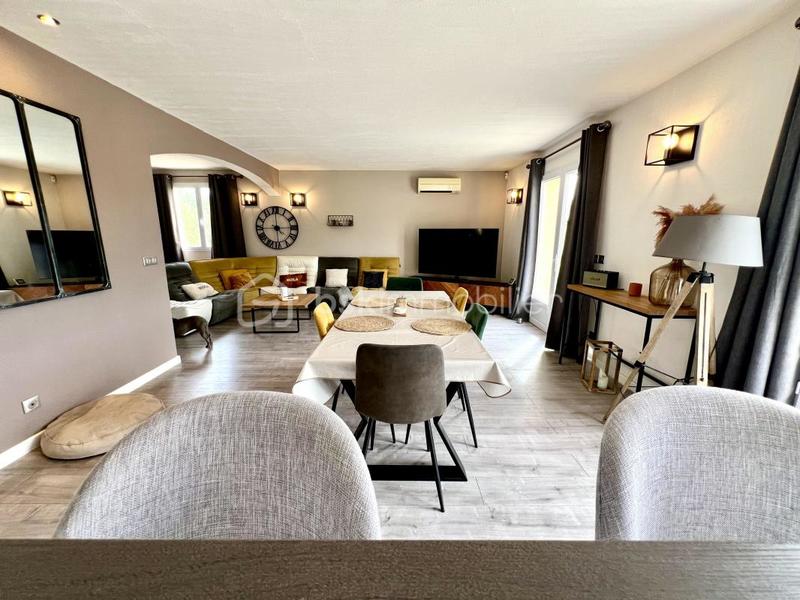 Villa - 168 m² - 7 pièces