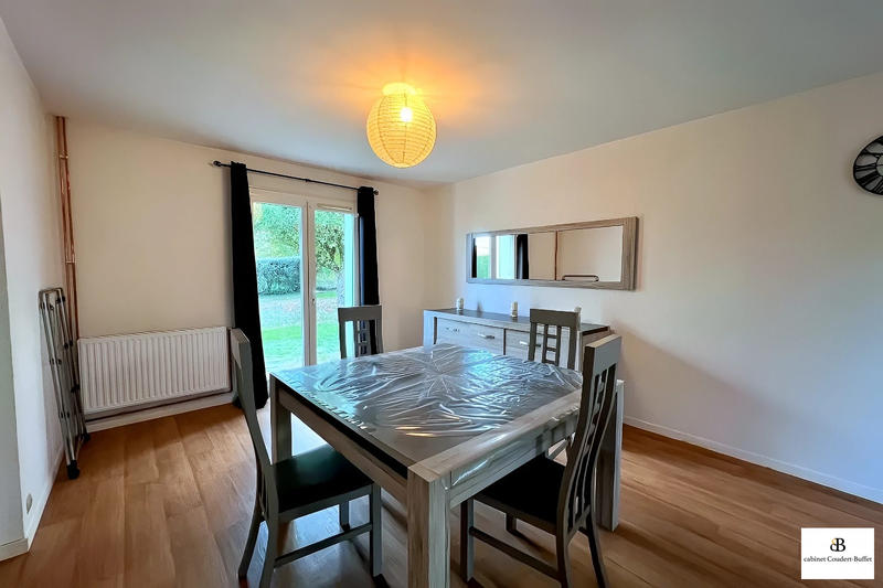 Maison - 93 m² - 4 pièces