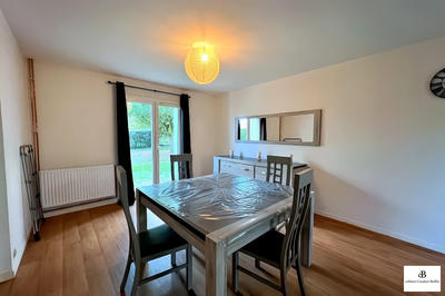 Maison - 93 m² - 4 pièces