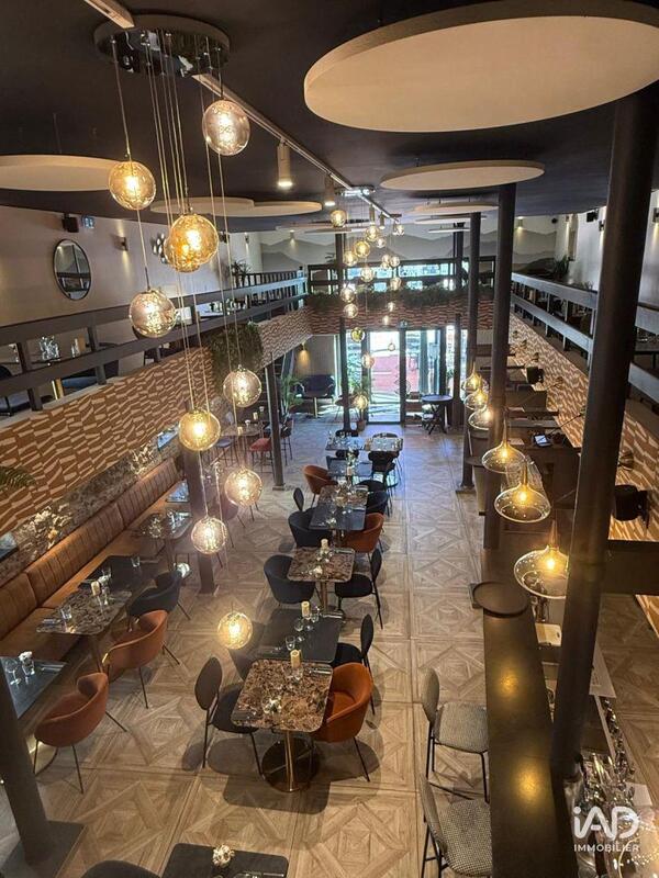 Local commercial - 180 m²