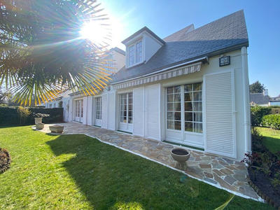 Maison - 170 m² - 7 pièces