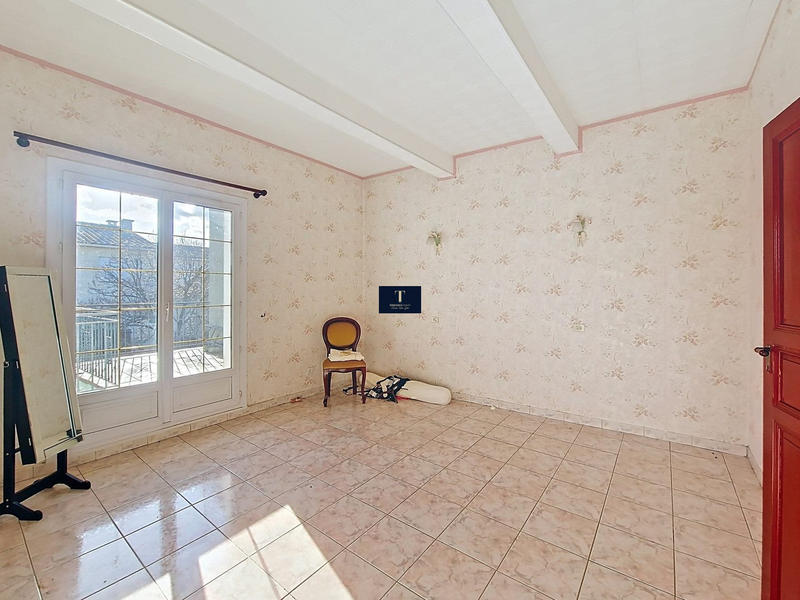 Maison - 176 m² - 7 pièces